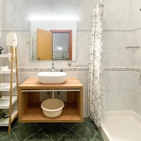 Stunning Apartment In Porec With Wifi Apartman