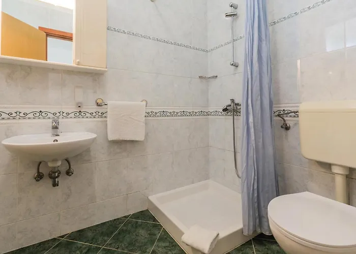 Izabela Apartament *