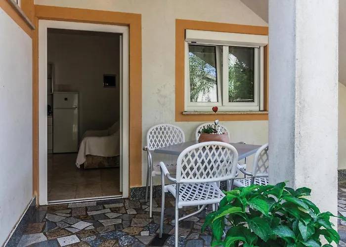 Izabela Apartament *